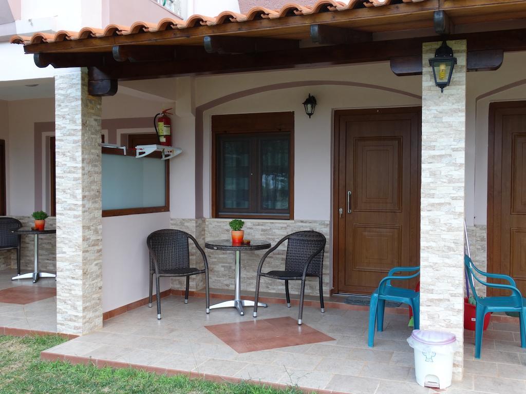 Villa Melina 2 Koinira Exterior photo