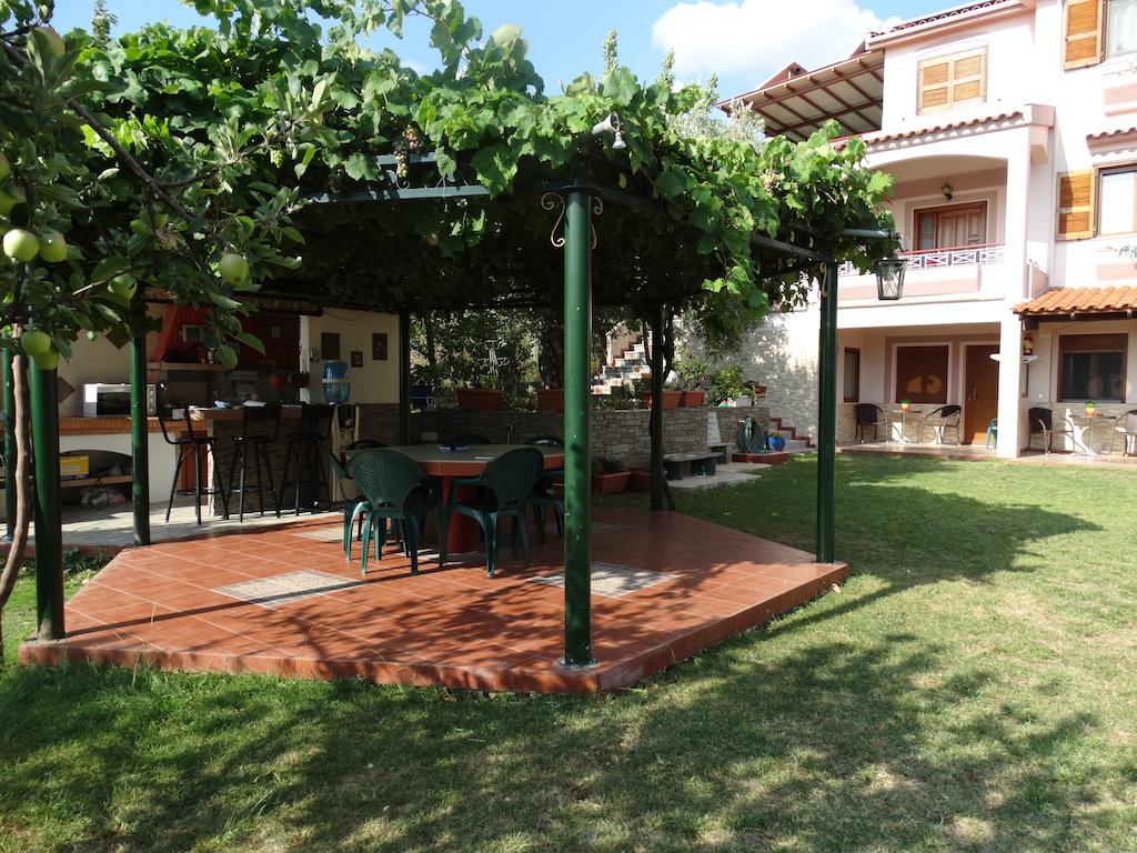 Villa Melina 2 Koinira Exterior photo
